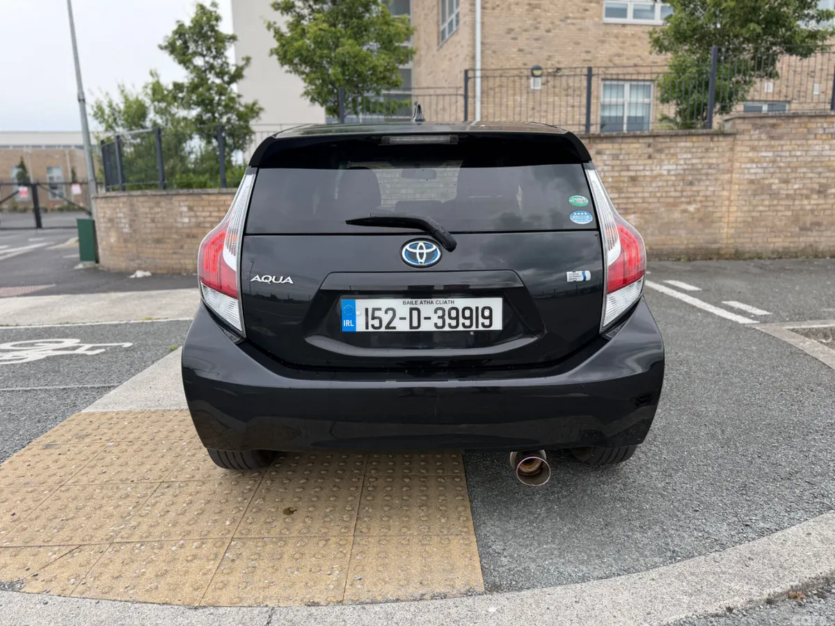 Toyota Aqua Hatchback, Petrol Hybrid, 2015, Black