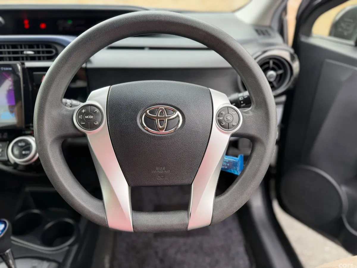 Toyota Aqua Hatchback, Petrol Hybrid, 2015, Black