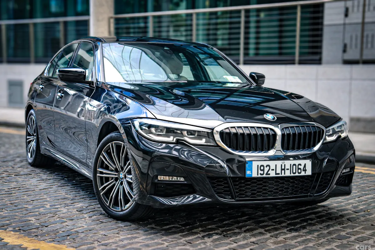 BMW 3-Series Saloon, Petrol Plug-in Hybrid, 2019, Black
