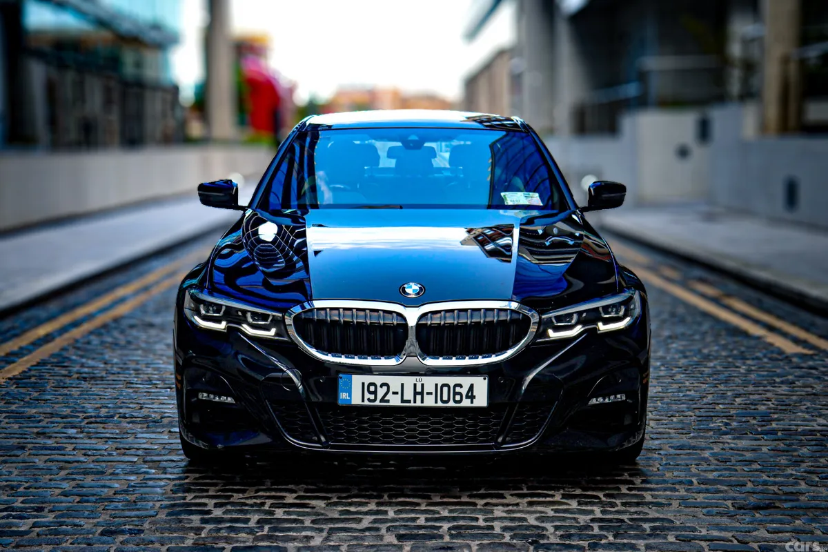 BMW 3-Series Saloon, Petrol Plug-in Hybrid, 2019, Black