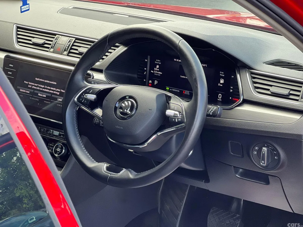 Skoda Superb Saloon, Diesel, 2023, Red