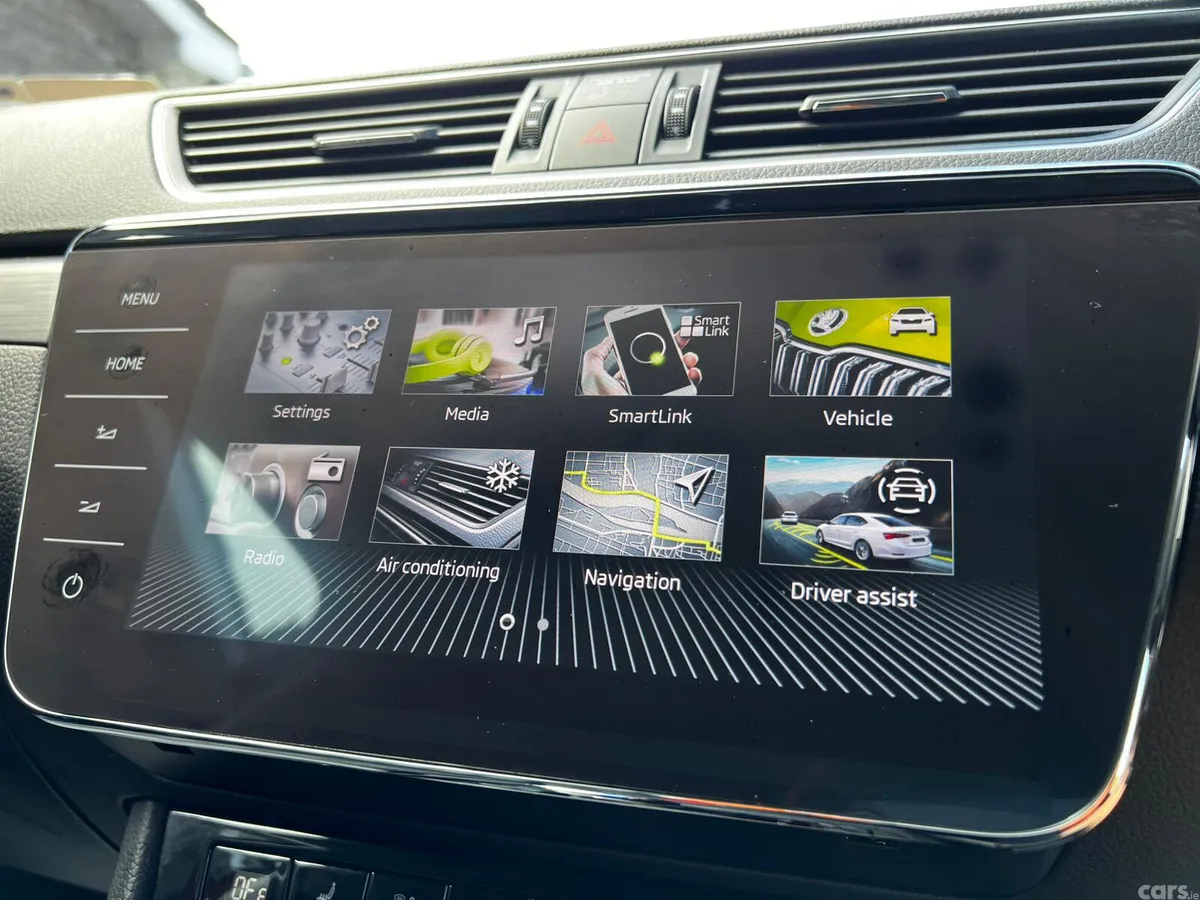 Skoda Superb Saloon, Diesel, 2023, Red