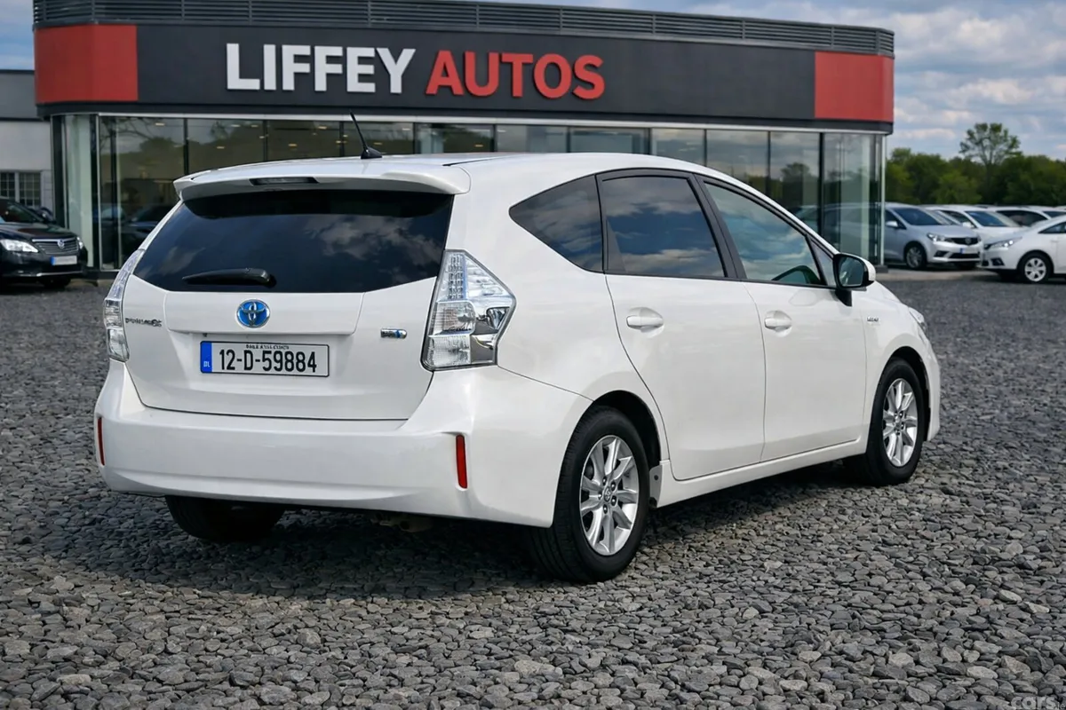 Toyota Prius Estate, Petrol Hybrid, 2012, White