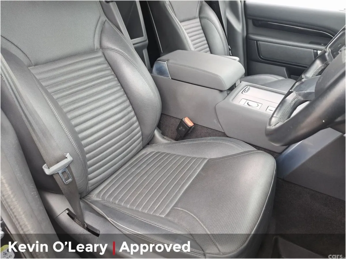 Land Rover Discovery SUV, Diesel, 2022, Black