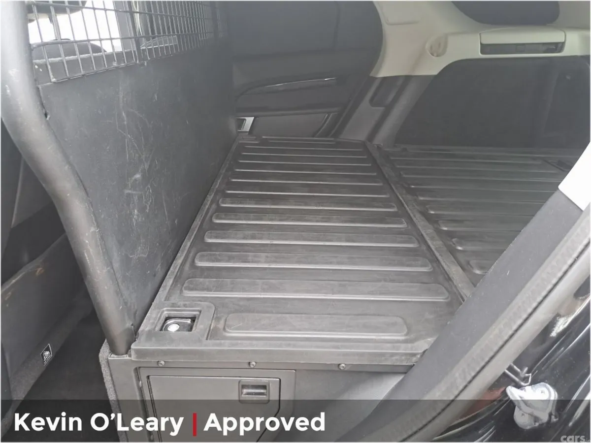 Land Rover Discovery SUV, Diesel, 2022, Black