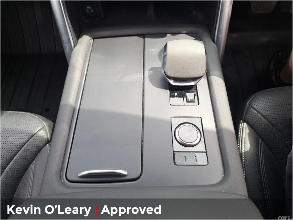 Land Rover Discovery SUV, Diesel, 2022, Black