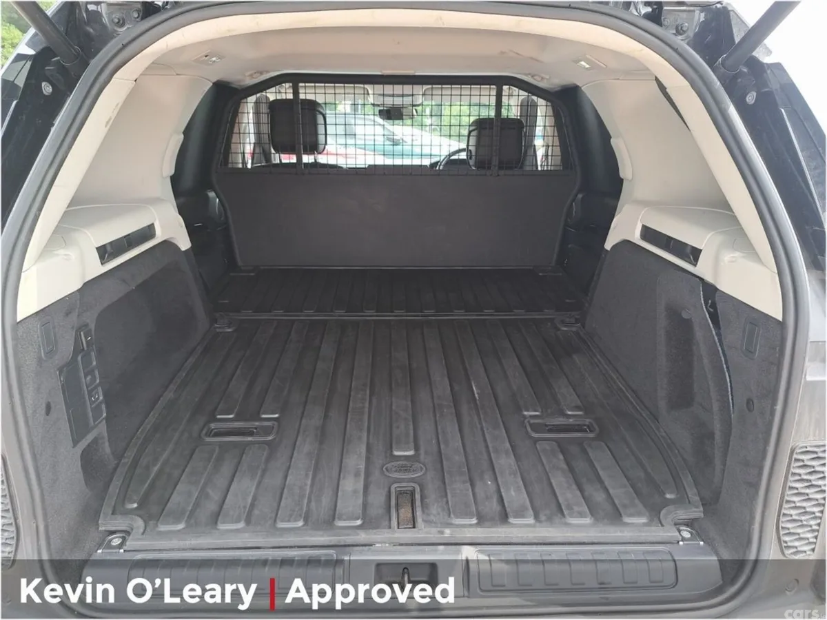 Land Rover Discovery SUV, Diesel, 2022, Black