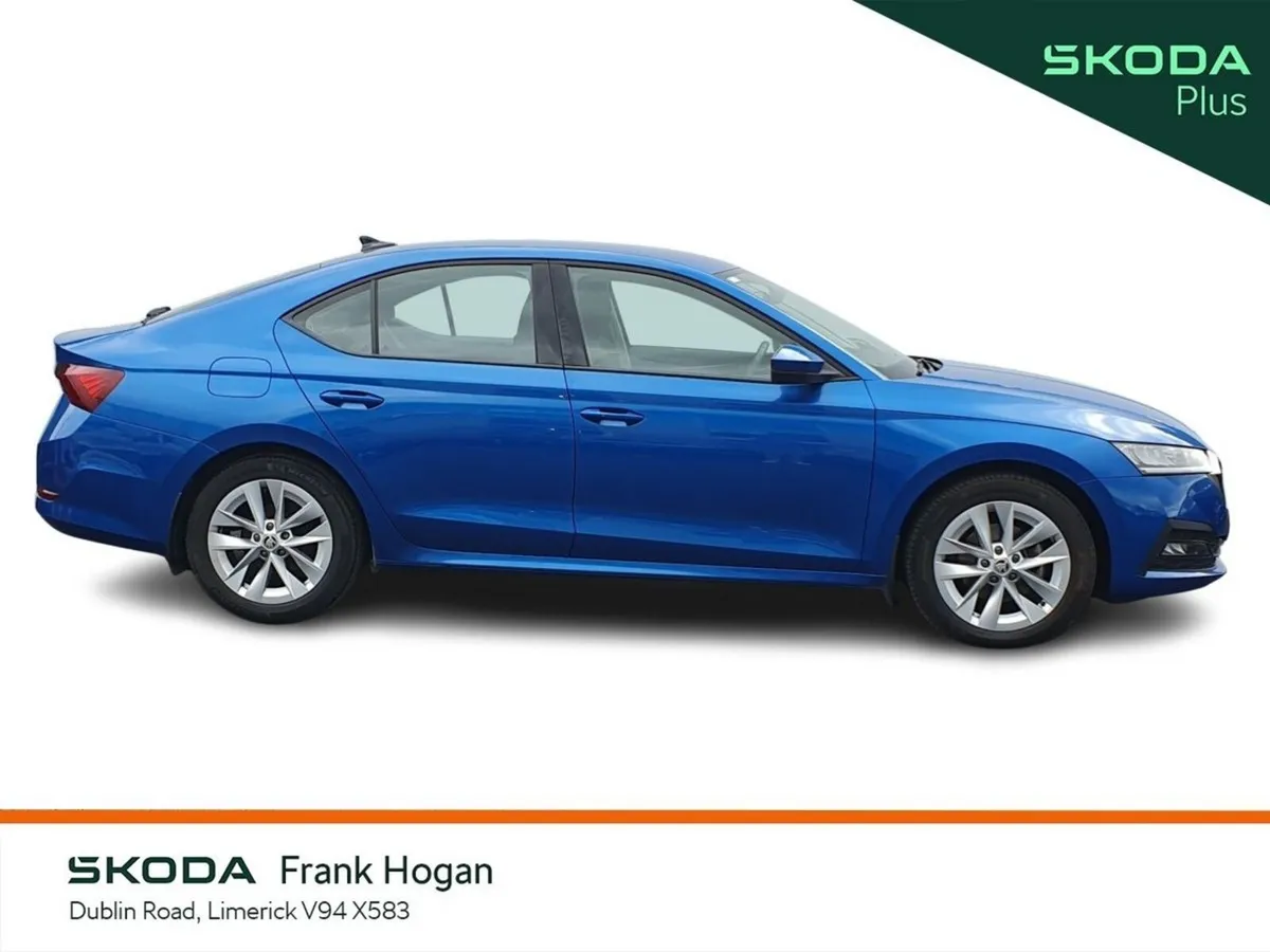Skoda Octavia Saloon, Diesel, 2024, Blue