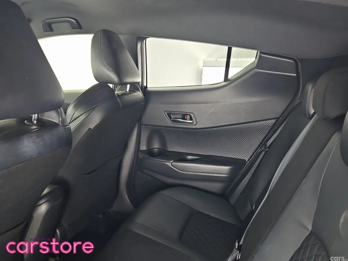 Toyota C-HR Hatchback, Petrol Hybrid, 2020, White