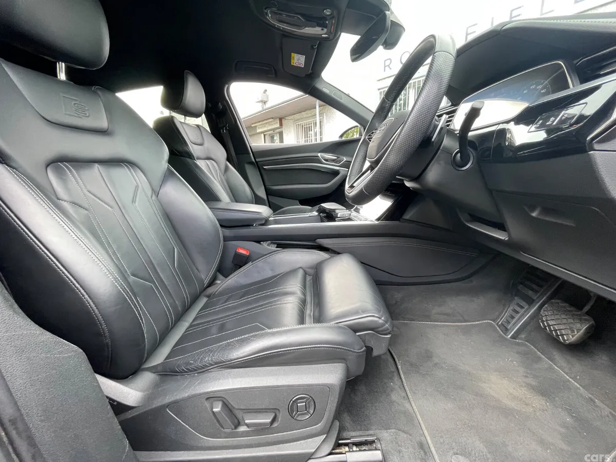 Audi e-tron SUV, Electric, 2023, Black