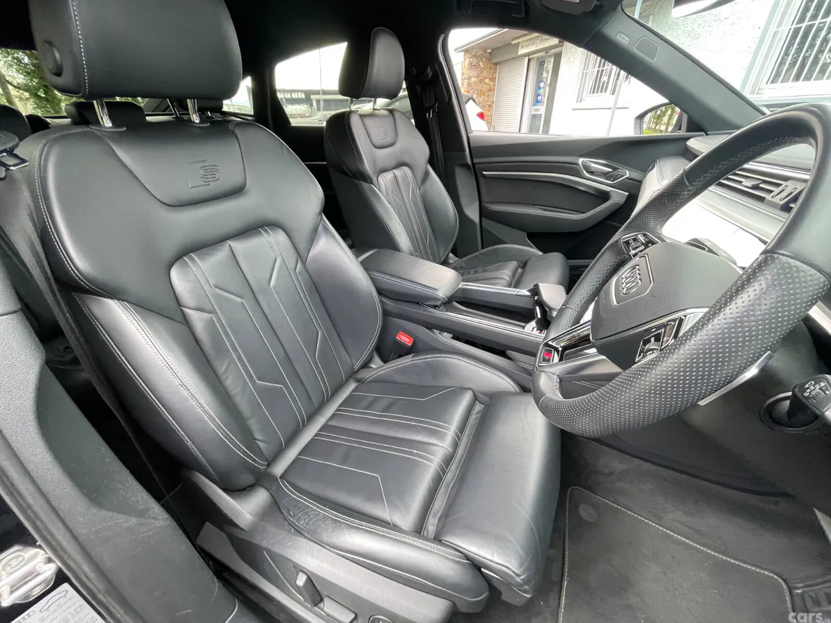 Audi e-tron SUV, Electric, 2023, Black