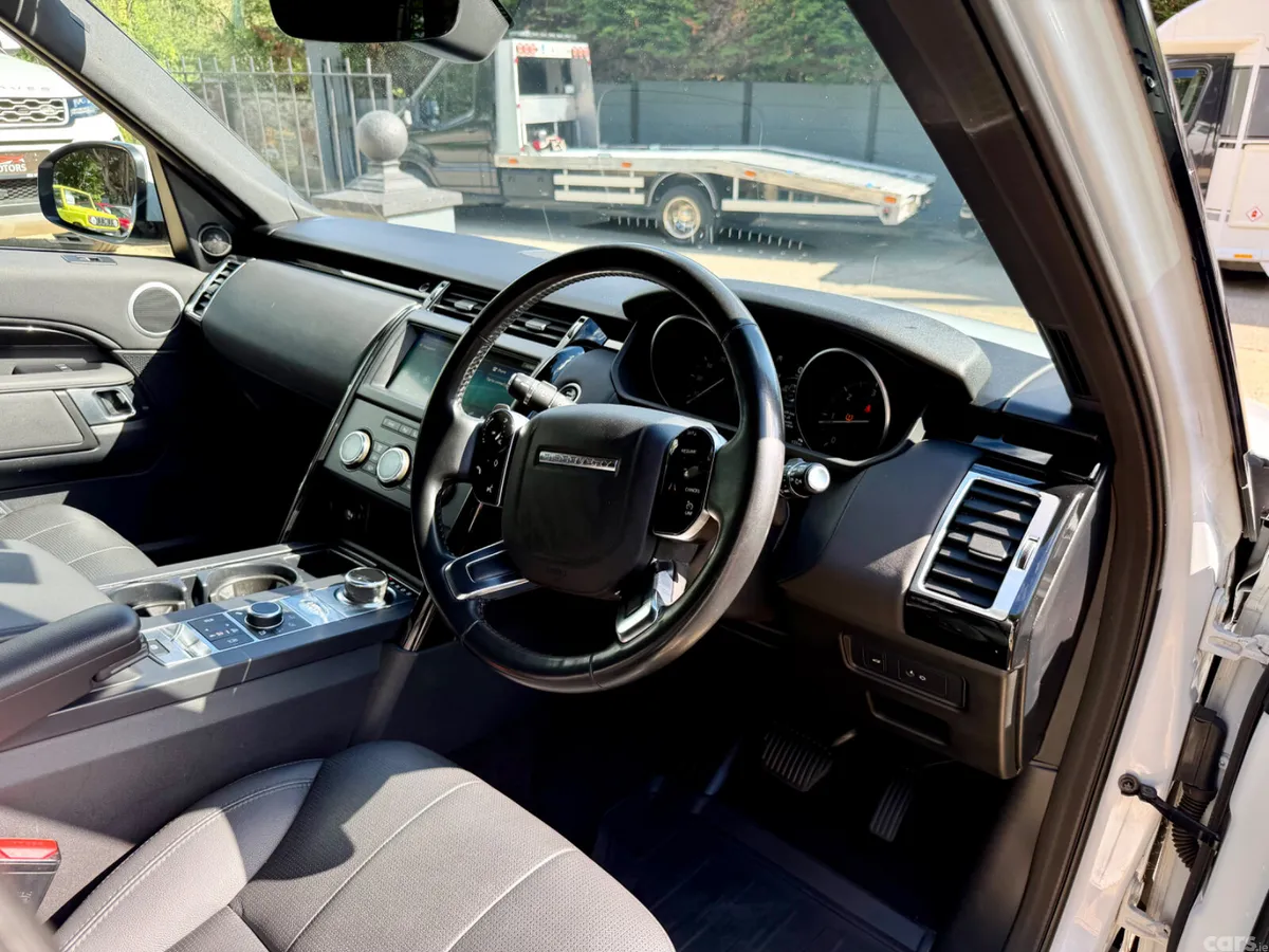 Land Rover Discovery SUV, Diesel, 2019, White