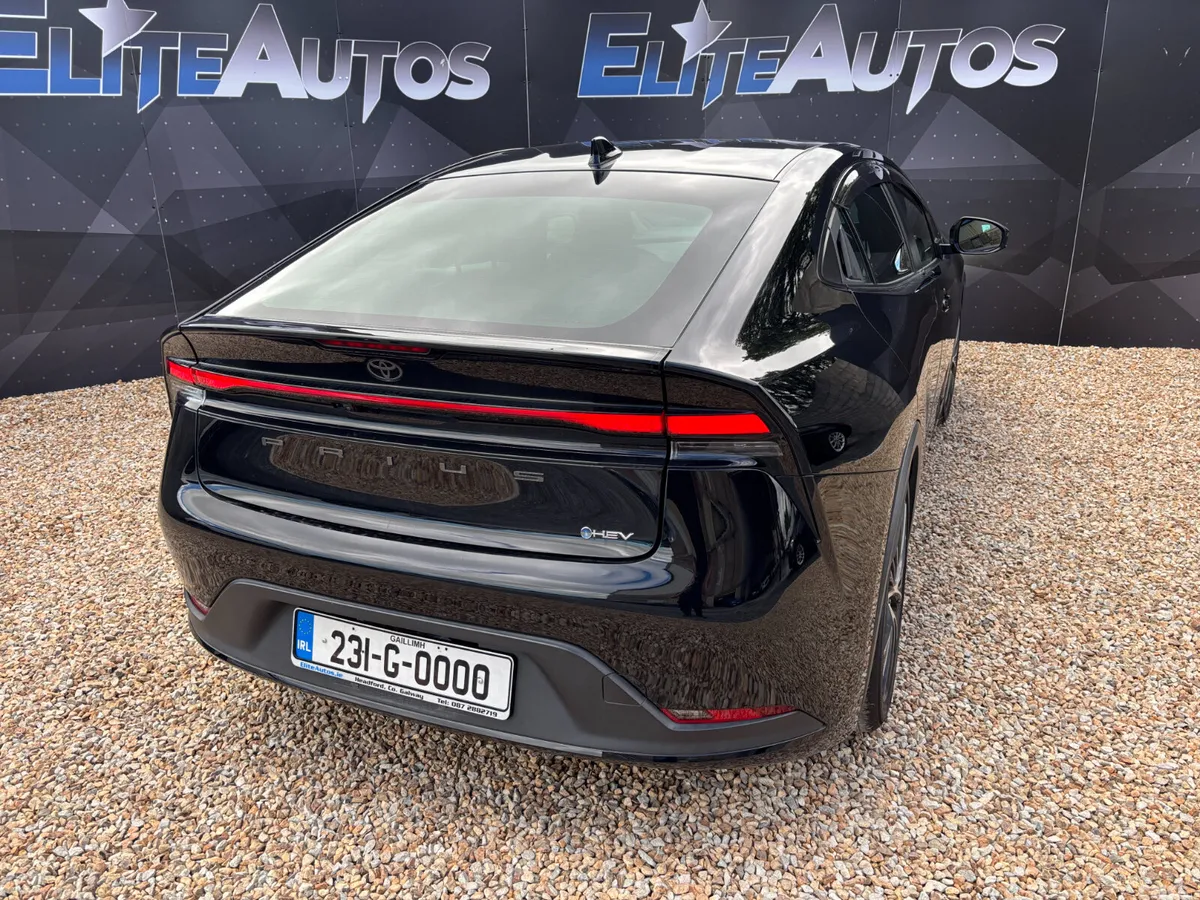 Toyota Prius Saloon, Petrol Hybrid, 2023, Black