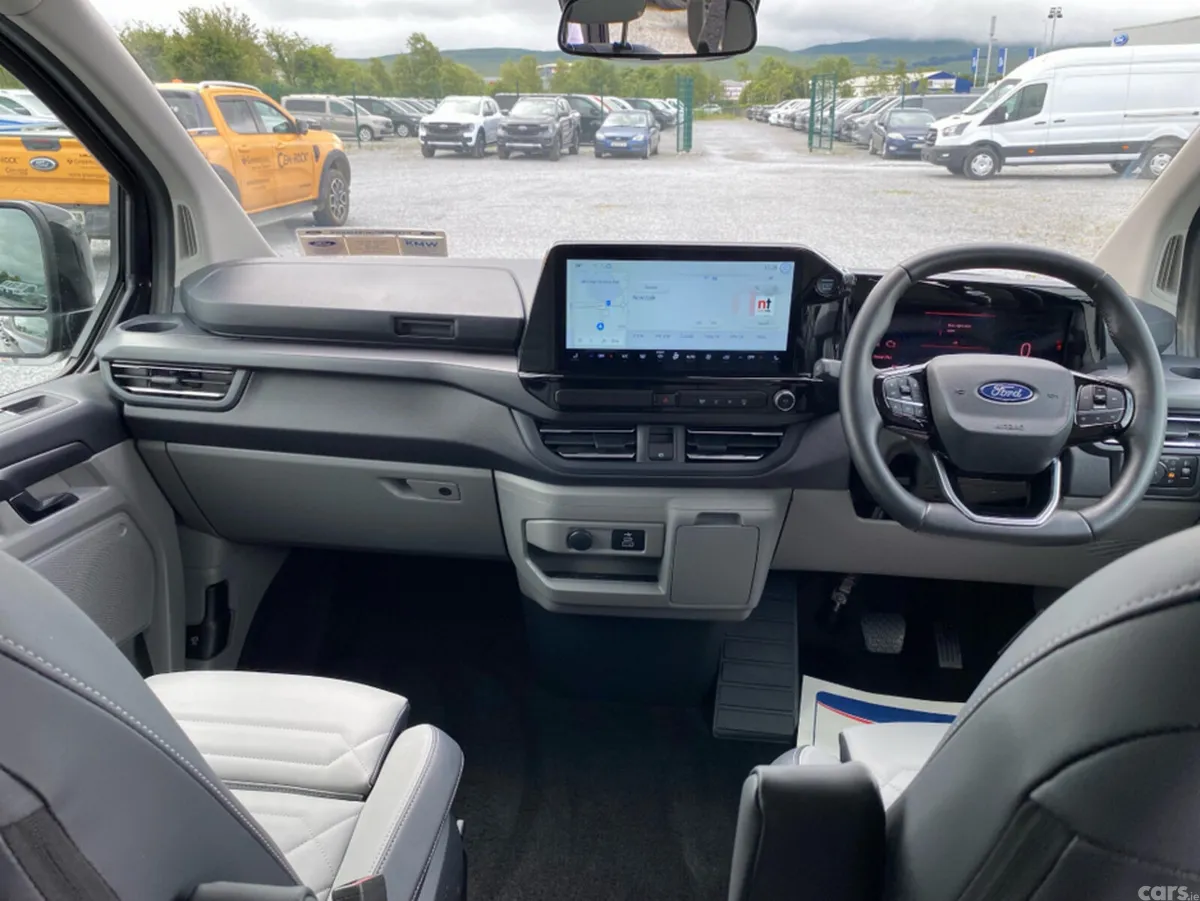 Ford Tourneo Custom MPV, Petrol Plug-in Hybrid, 2025, Black