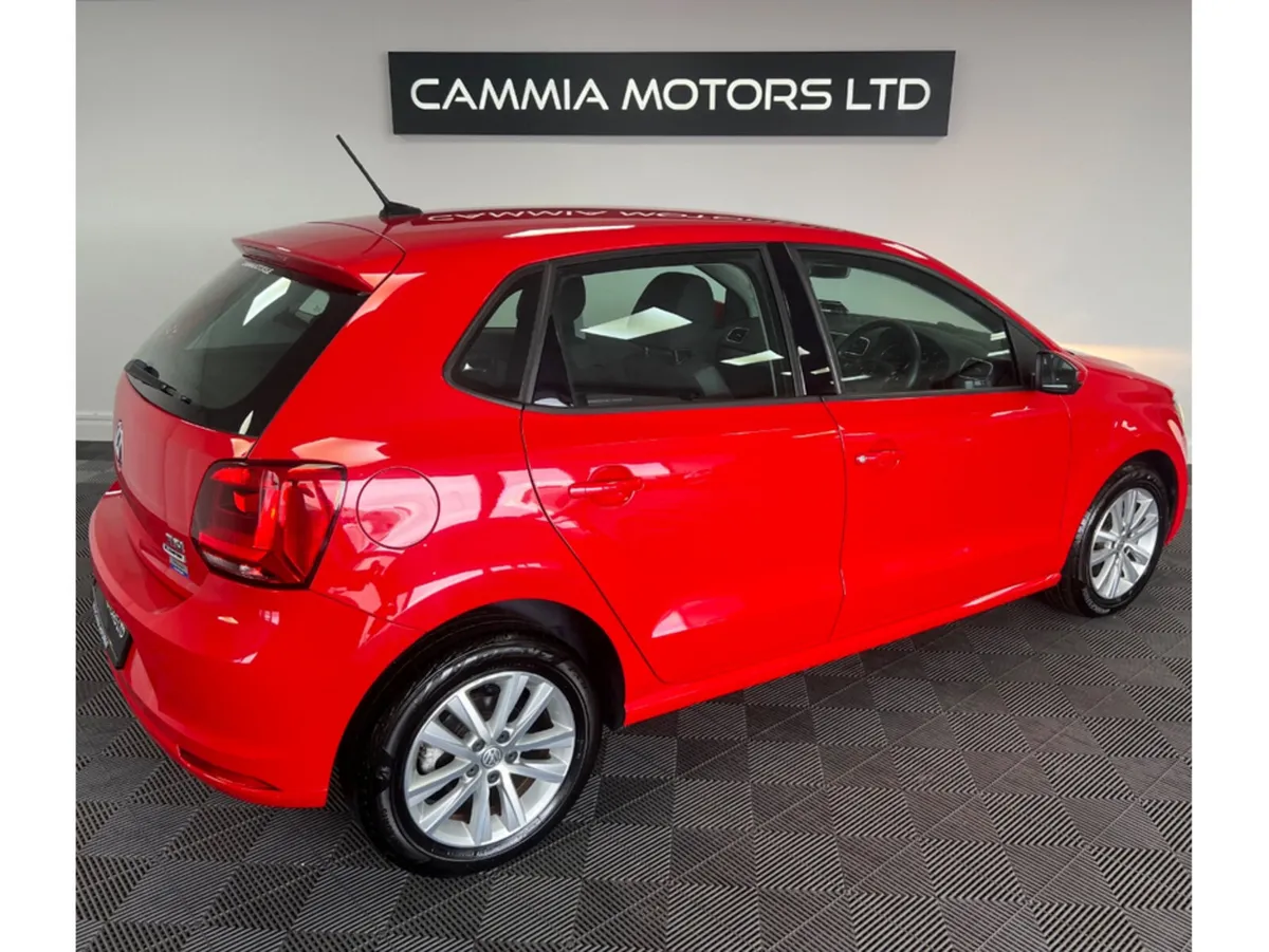 Volkswagen Polo Hatchback, Petrol, 2016, Red