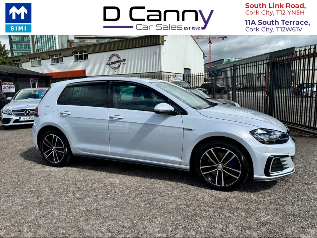 Volkswagen Golf Hatchback, Petrol Plug-in Hybrid, 2019, White