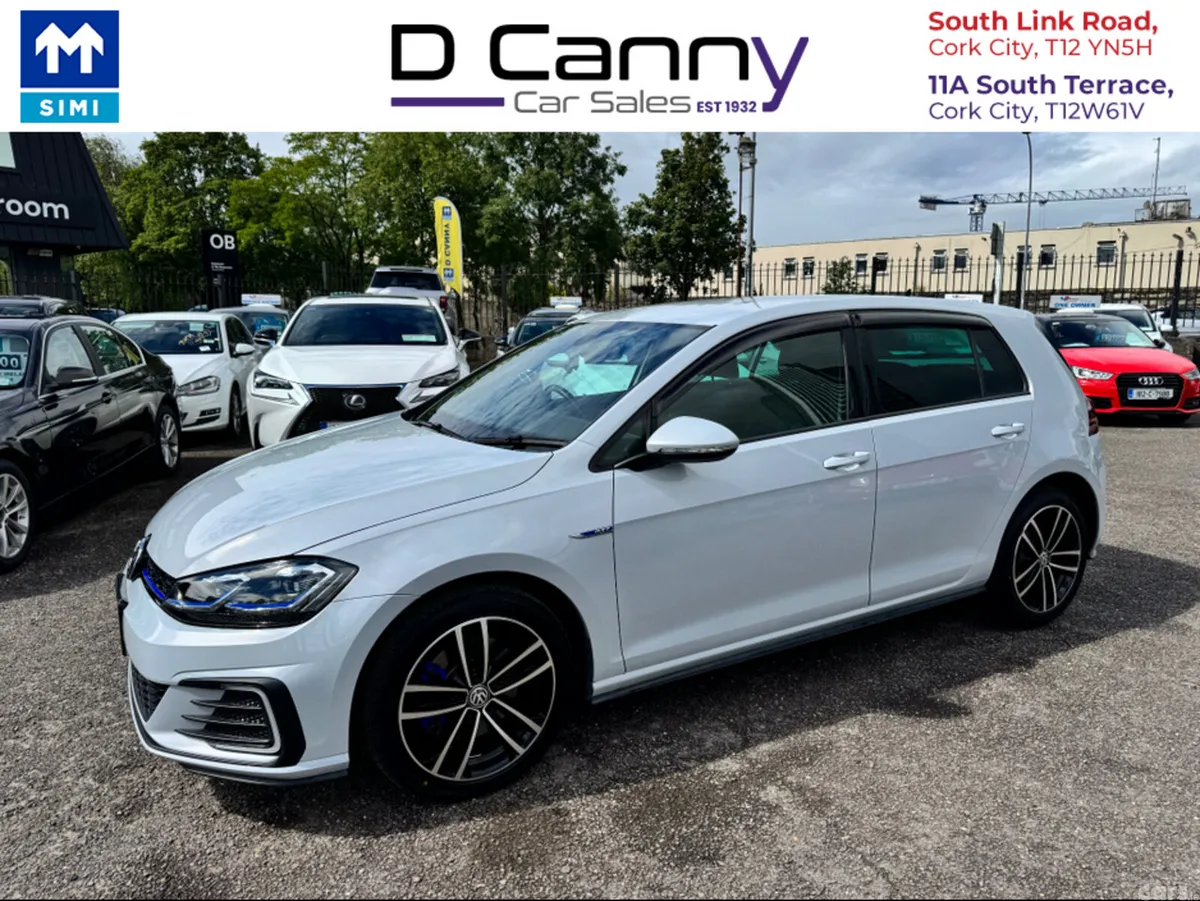 Volkswagen Golf Hatchback, Petrol Plug-in Hybrid, 2019, White
