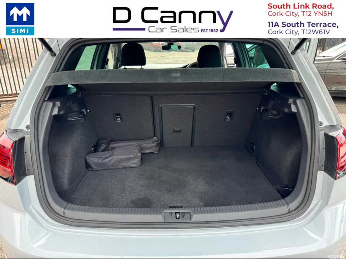 Volkswagen Golf Hatchback, Petrol Plug-in Hybrid, 2019, White