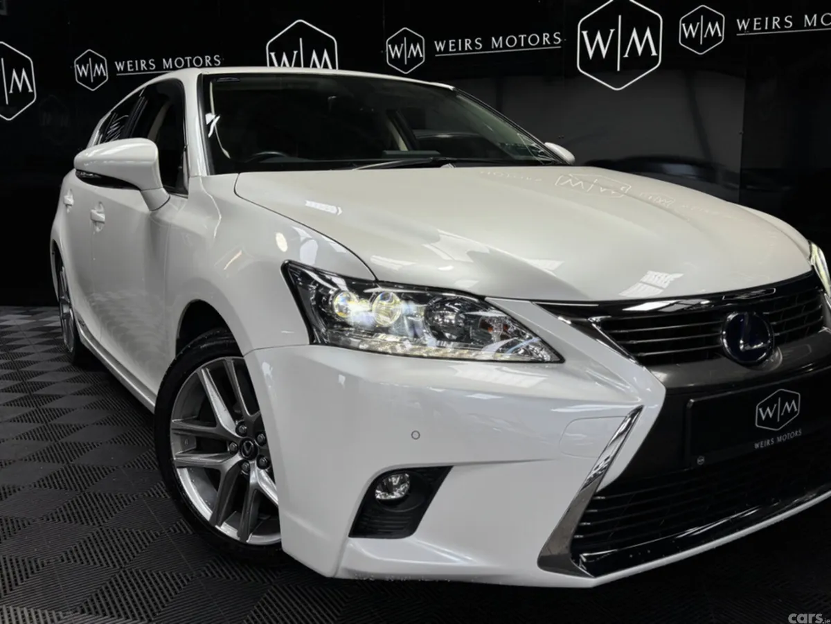 Lexus CT Hatchback, Petrol Hybrid, 2017, White