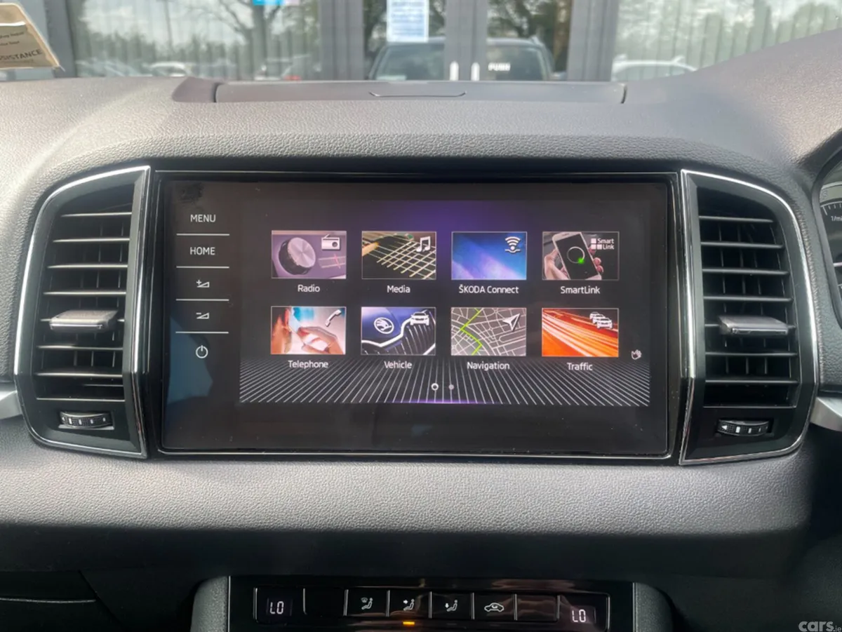 Skoda Karoq SUV, Diesel, 2020, Grey