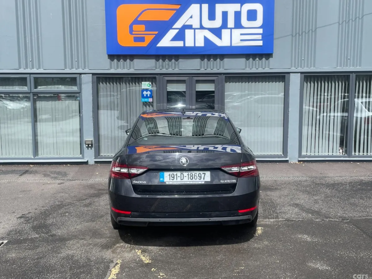 Skoda Superb Hatchback, Diesel, 2019, Black