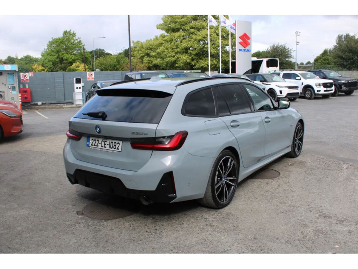 BMW 3-Series Estate, Petrol Plug-in Hybrid, 2022, Grey
