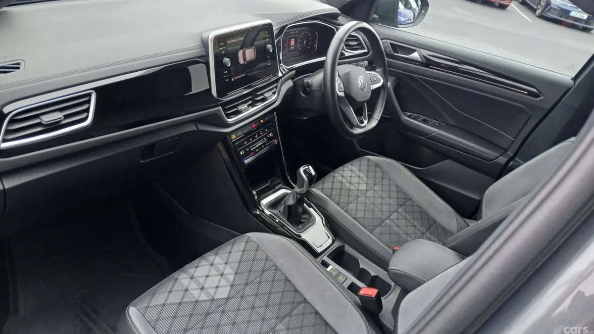 Volkswagen T-Roc SUV, Diesel, 2024, Grey