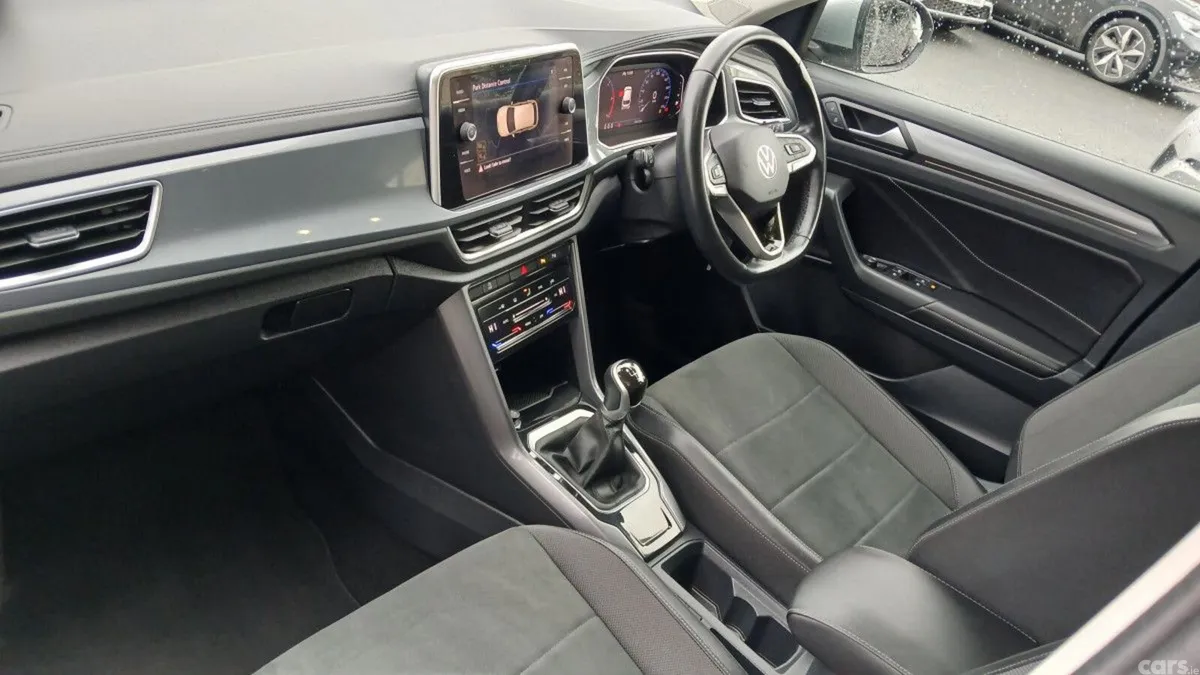 Volkswagen T-Roc SUV, Diesel, 2023, Silver