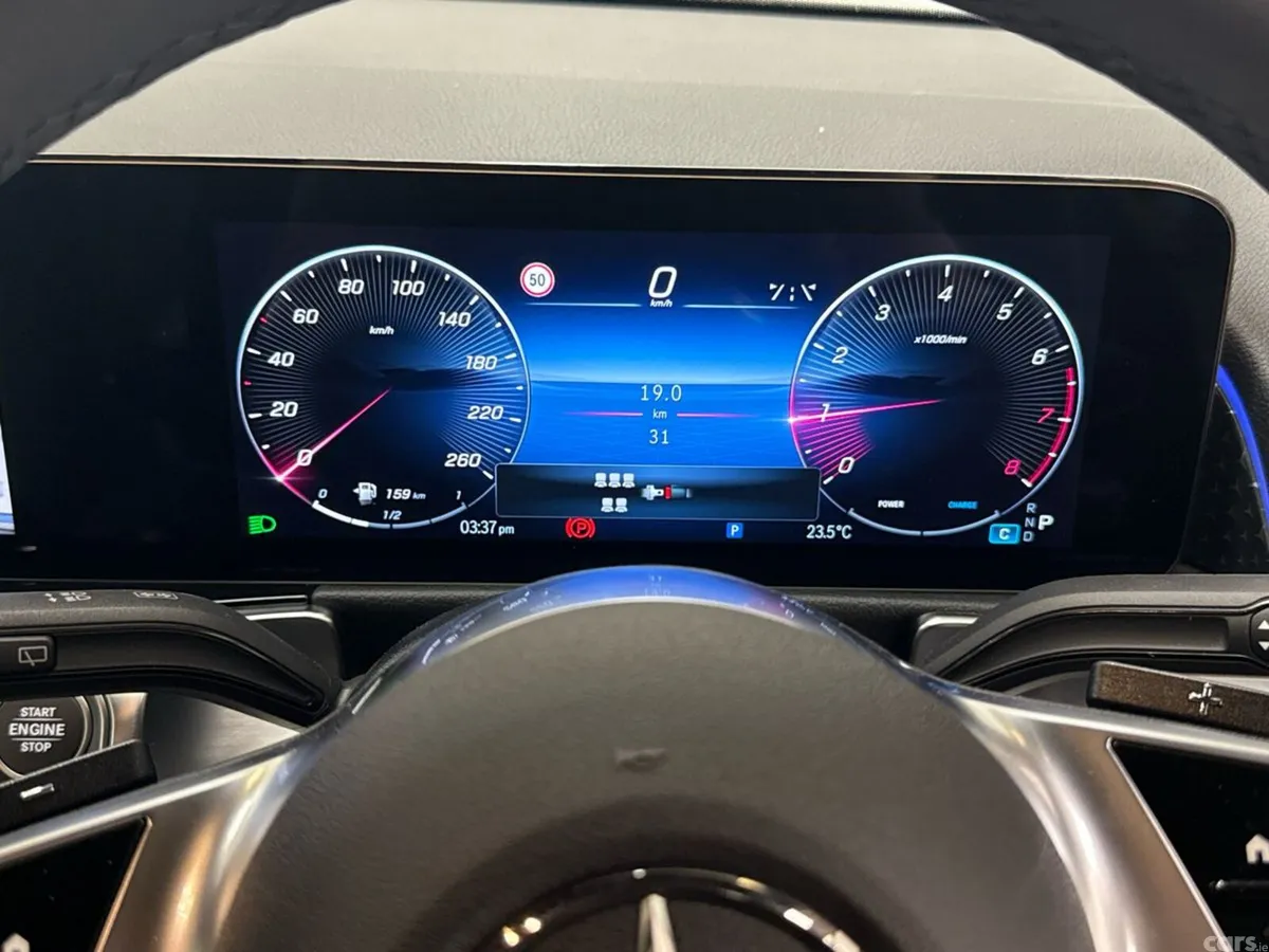 Mercedes-Benz GLB SUV, Petrol, 2026, Black