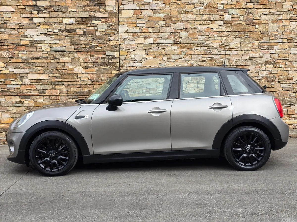 Mini Cooper Hatchback, Diesel, 2018, Grey