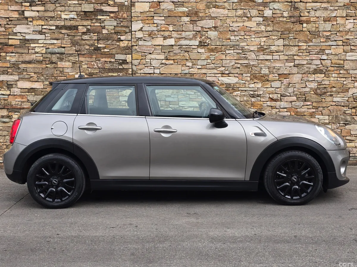 Mini Cooper Hatchback, Diesel, 2018, Grey