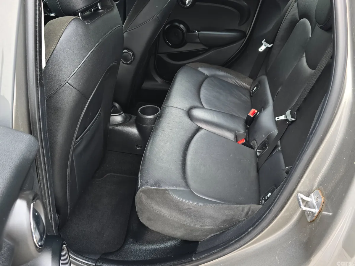 Mini Cooper Hatchback, Diesel, 2018, Grey