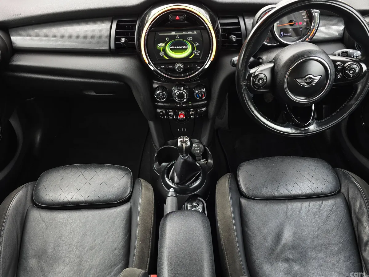 Mini Cooper Hatchback, Diesel, 2018, Grey