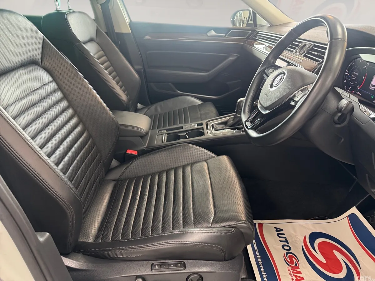 Volkswagen Passat Estate, Diesel, 2019, White
