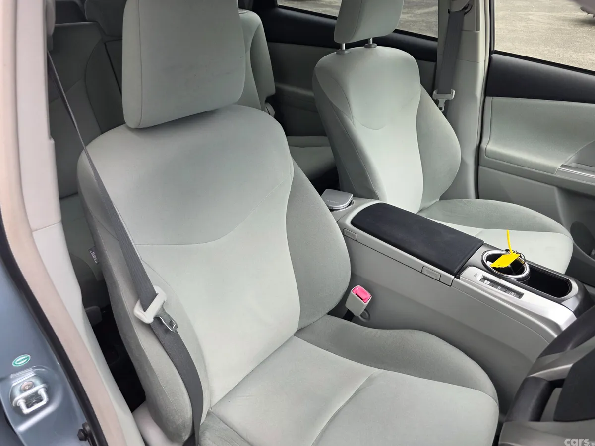 Toyota Prius MPV, Petrol Hybrid, 2013, Blue