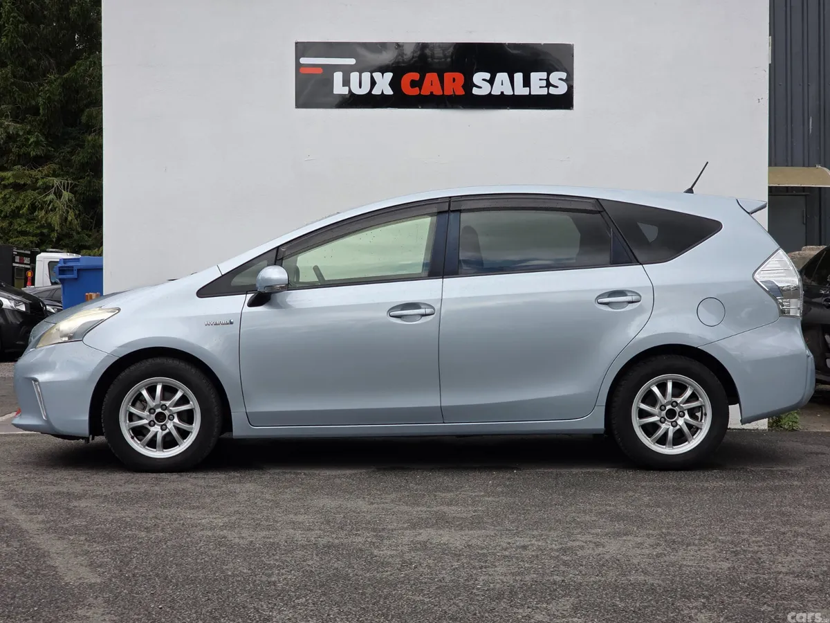 Toyota Prius MPV, Petrol Hybrid, 2013, Blue