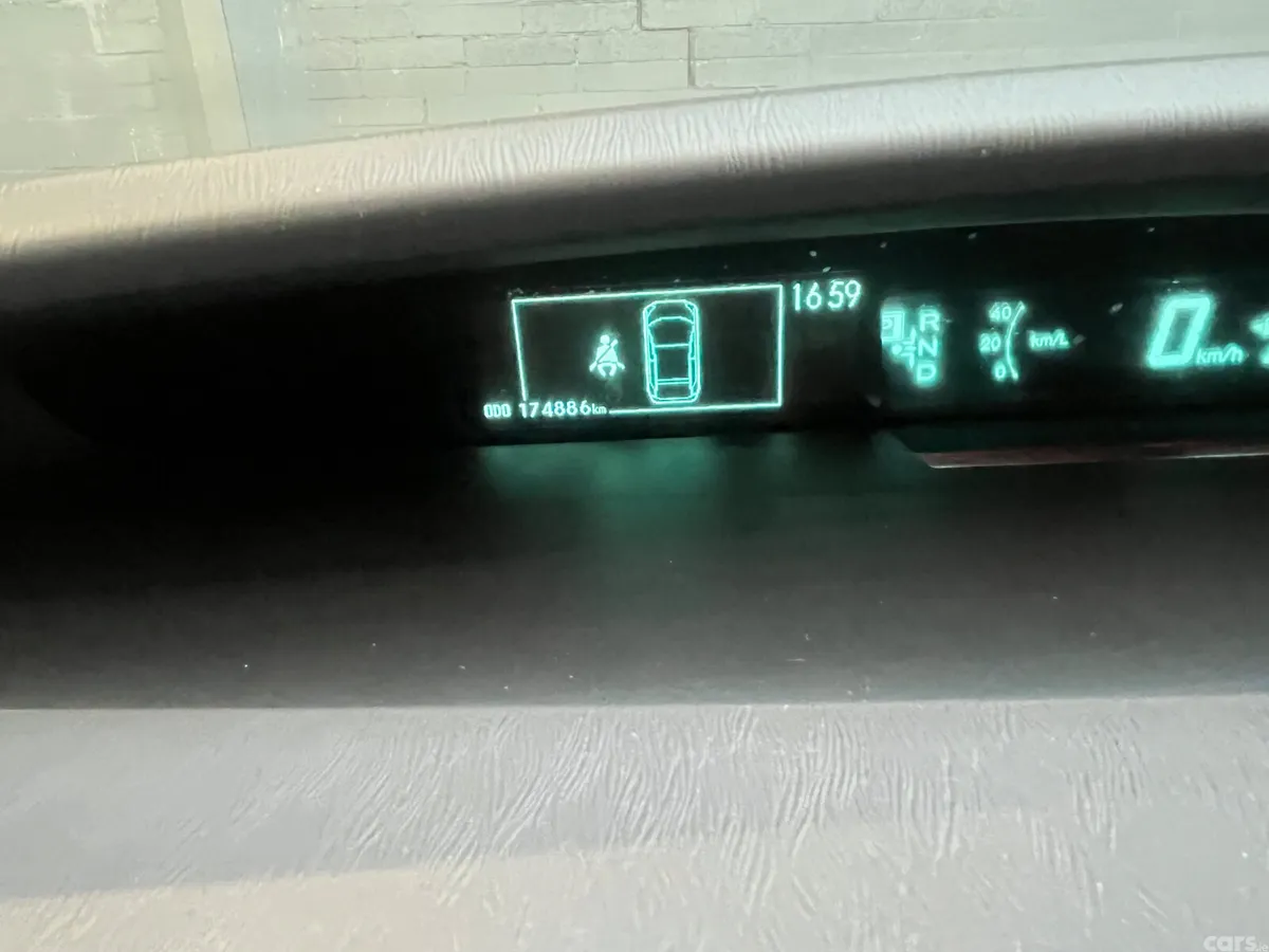 Toyota Prius Hatchback, Petrol Hybrid, 2010, Silver