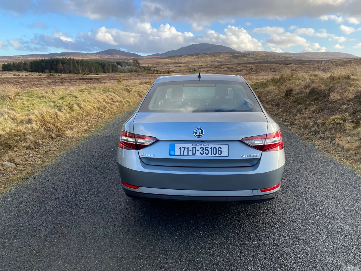 Skoda Superb Saloon, Diesel, 2017, Grey