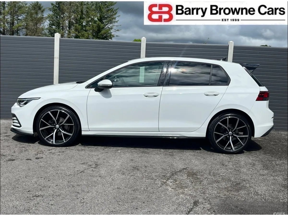 Volkswagen Golf Hatchback, Diesel, 2023, White