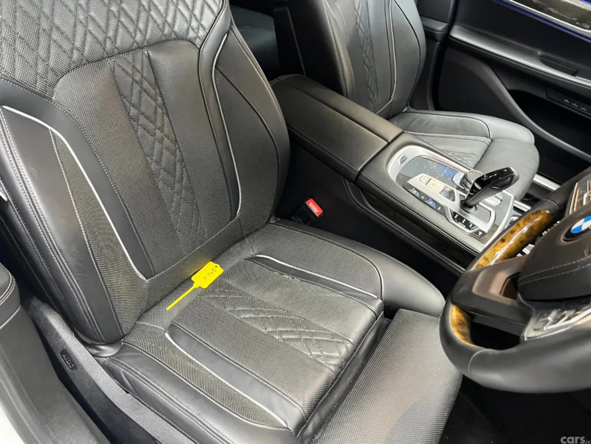 BMW 7-Series Saloon, Petrol Plug-in Hybrid, 2018, White