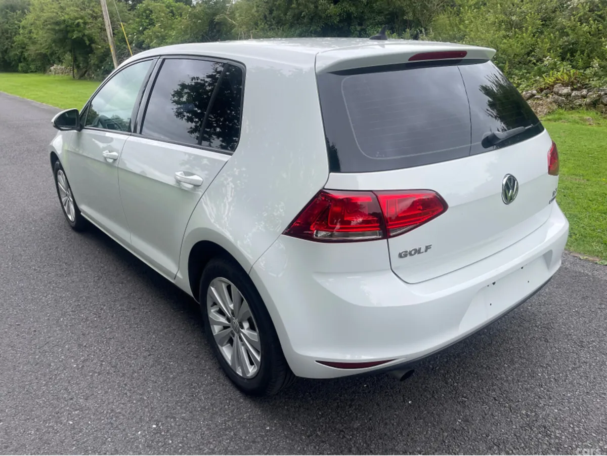 Volkswagen Golf Hatchback, Petrol, 2015, White