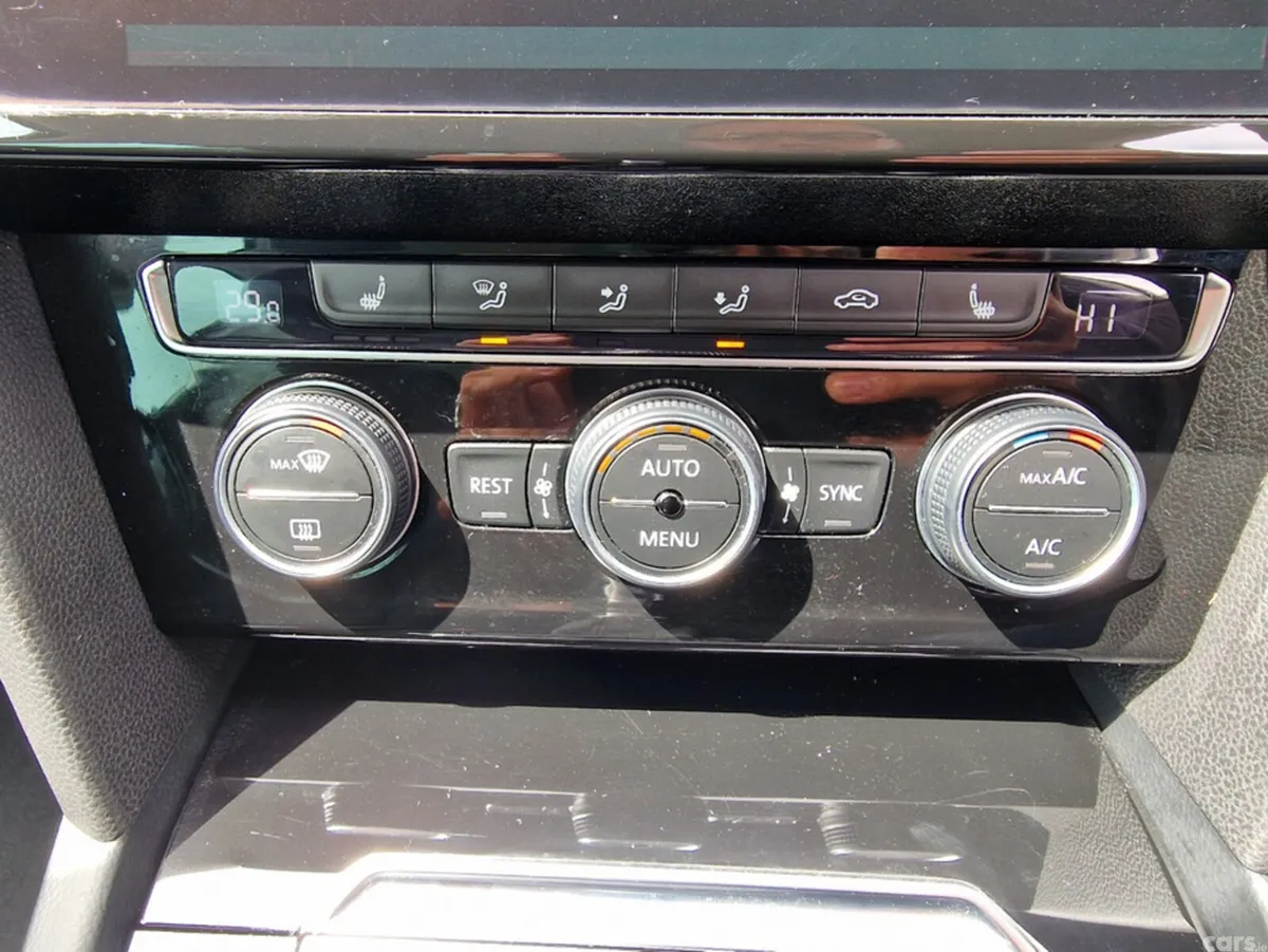 Volkswagen Passat Estate, Diesel, 2019, Black