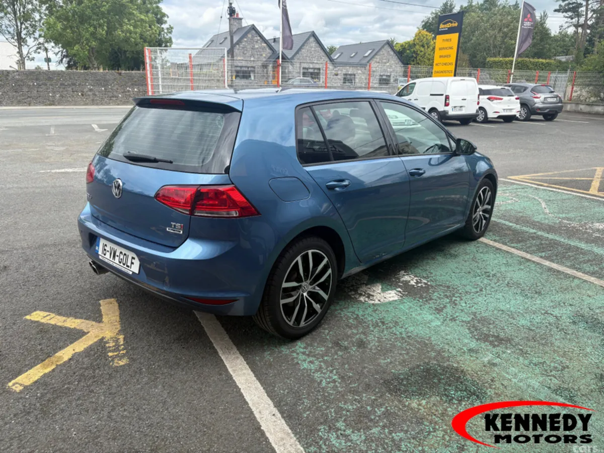 Volkswagen Golf Hatchback, Petrol, 2016, Blue