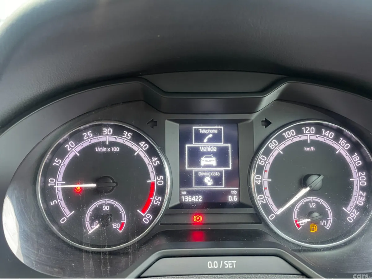 Skoda Octavia Hatchback, Diesel, 2019, Grey