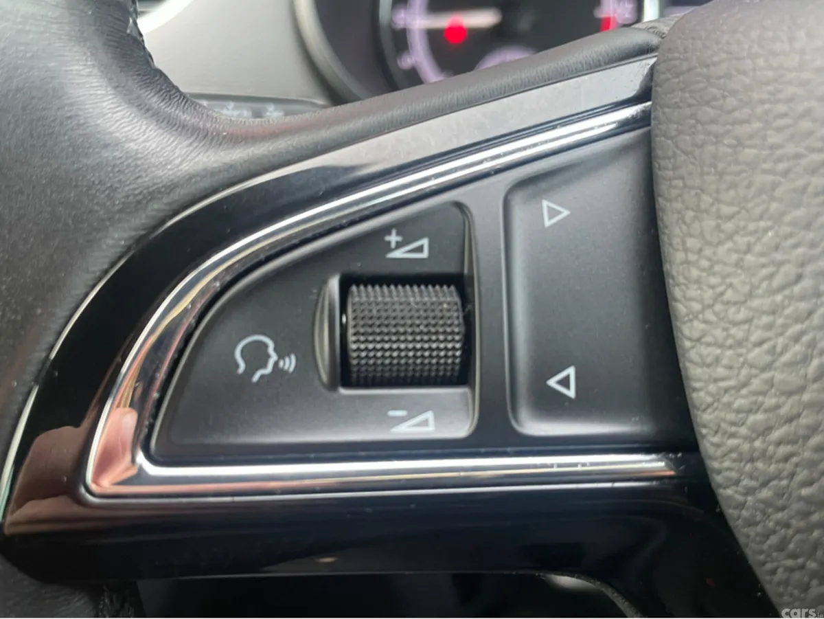 Skoda Octavia Hatchback, Diesel, 2019, Grey