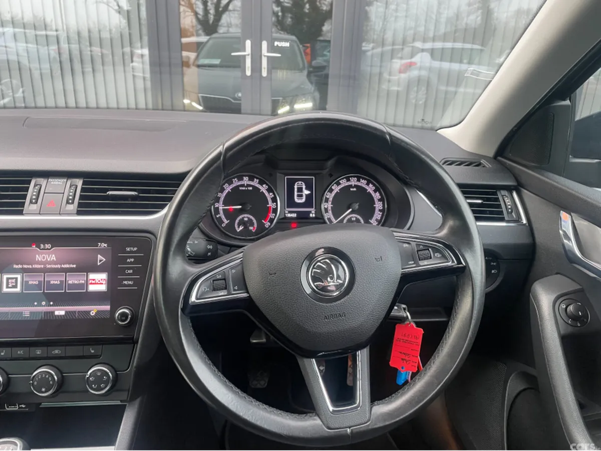 Skoda Octavia Hatchback, Diesel, 2019, Grey