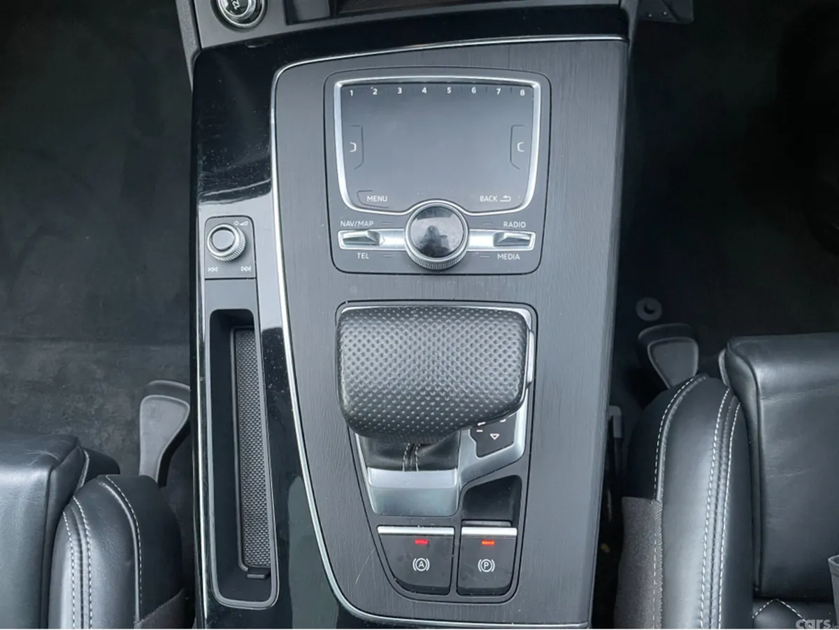 Audi Q5 SUV, Petrol Hybrid, 2020, White