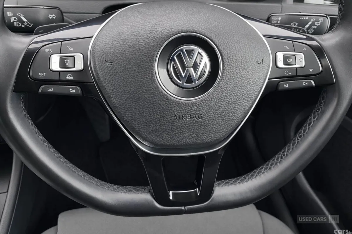 Volkswagen Golf , Petrol, 2013, White
