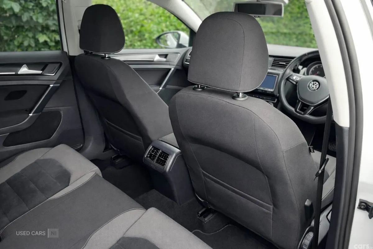 Volkswagen Golf , Petrol, 2013, White