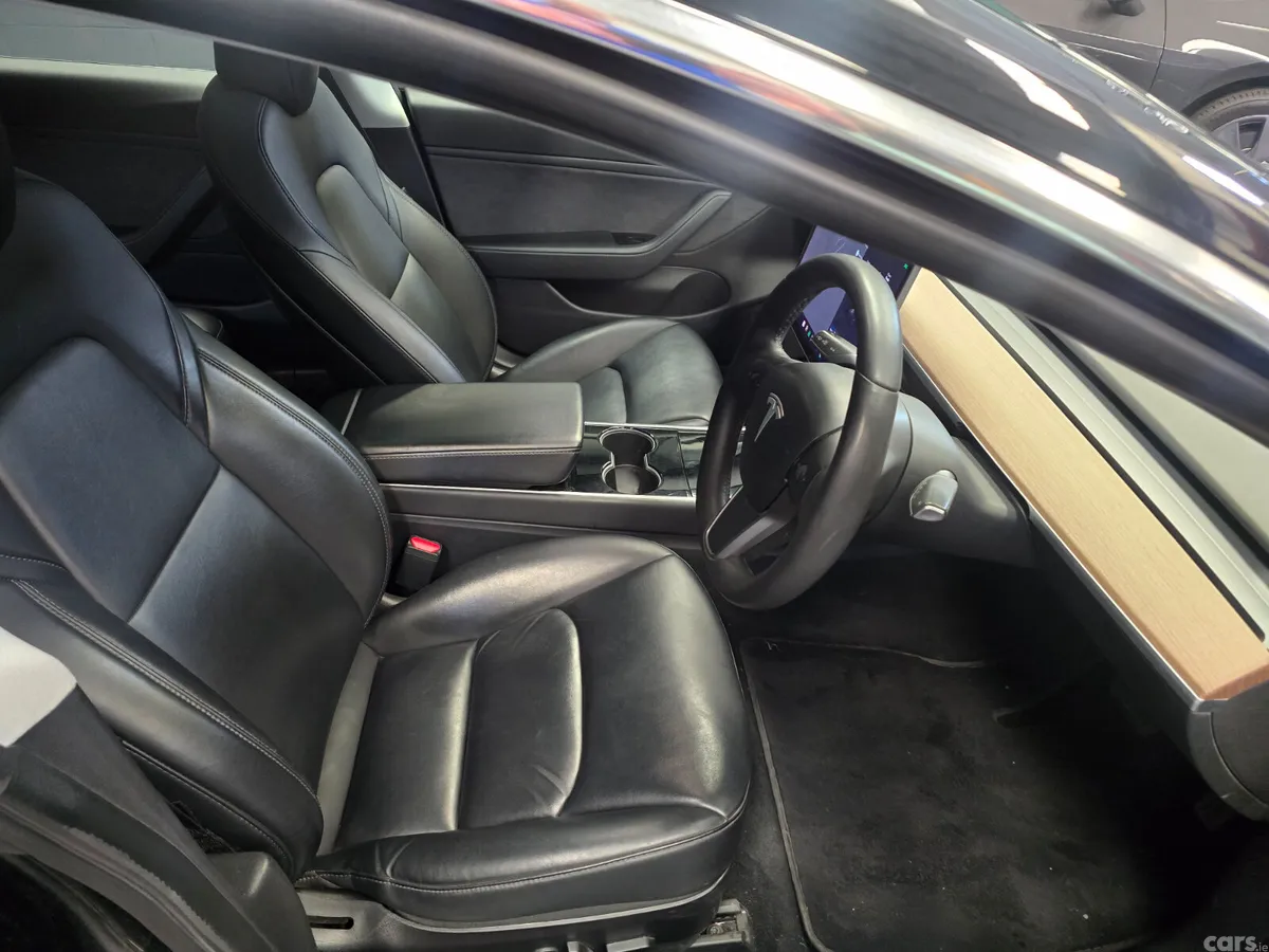 Tesla Model 3 Saloon, Electric, 2020, Black
